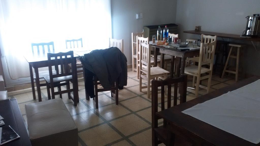 Loica Hostel Puerto Madryn Exterior photo